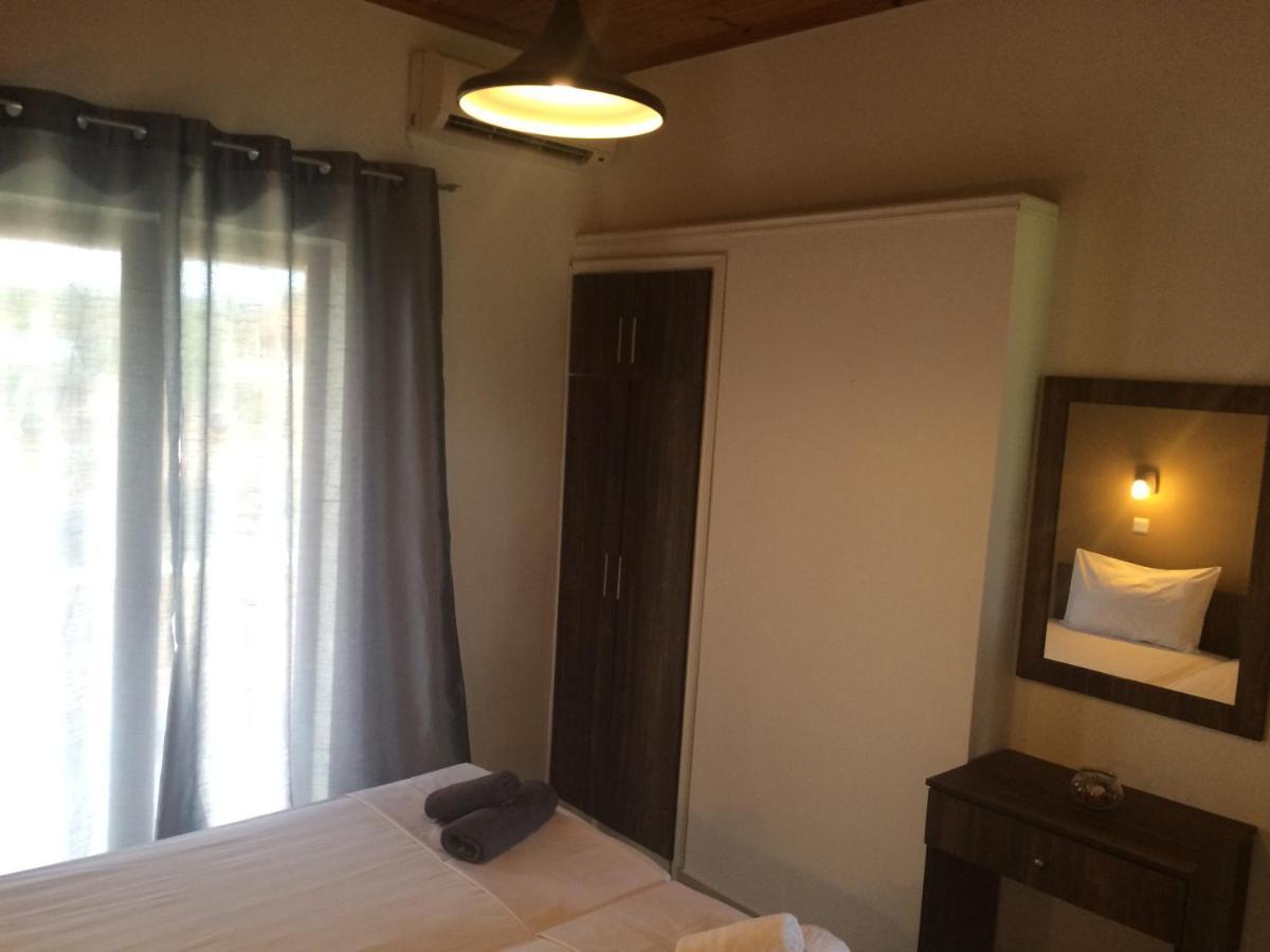 Avra Beach Apartments Лефкими Экстерьер фото